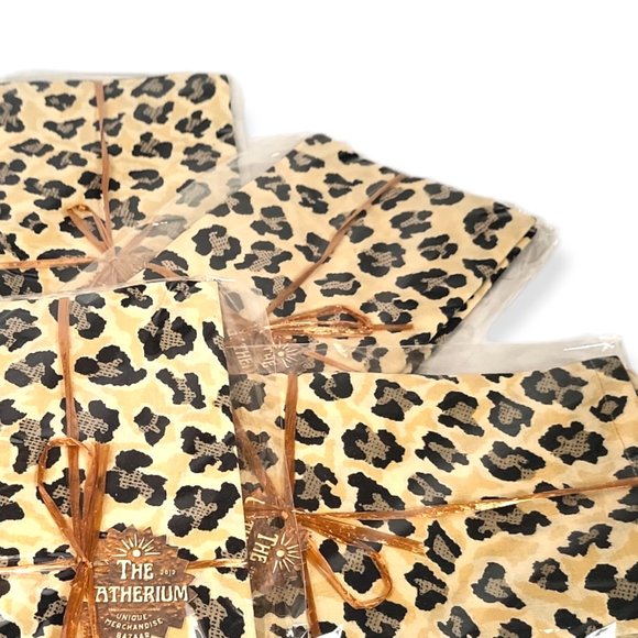 Home Dining Cloth Napkins Set (8) Wildlife Chita Pattern - Picture 3 of 4